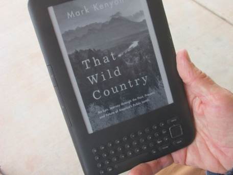 A hand holding a tablet

Description automatically generated with low confidence